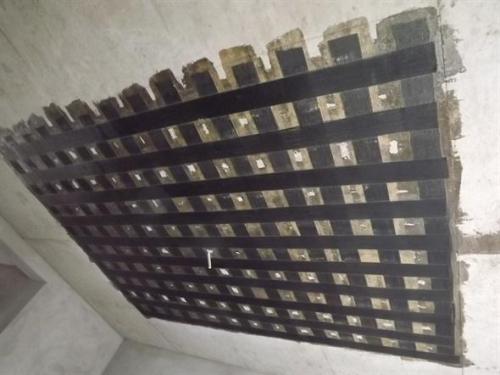 米东楼板加固